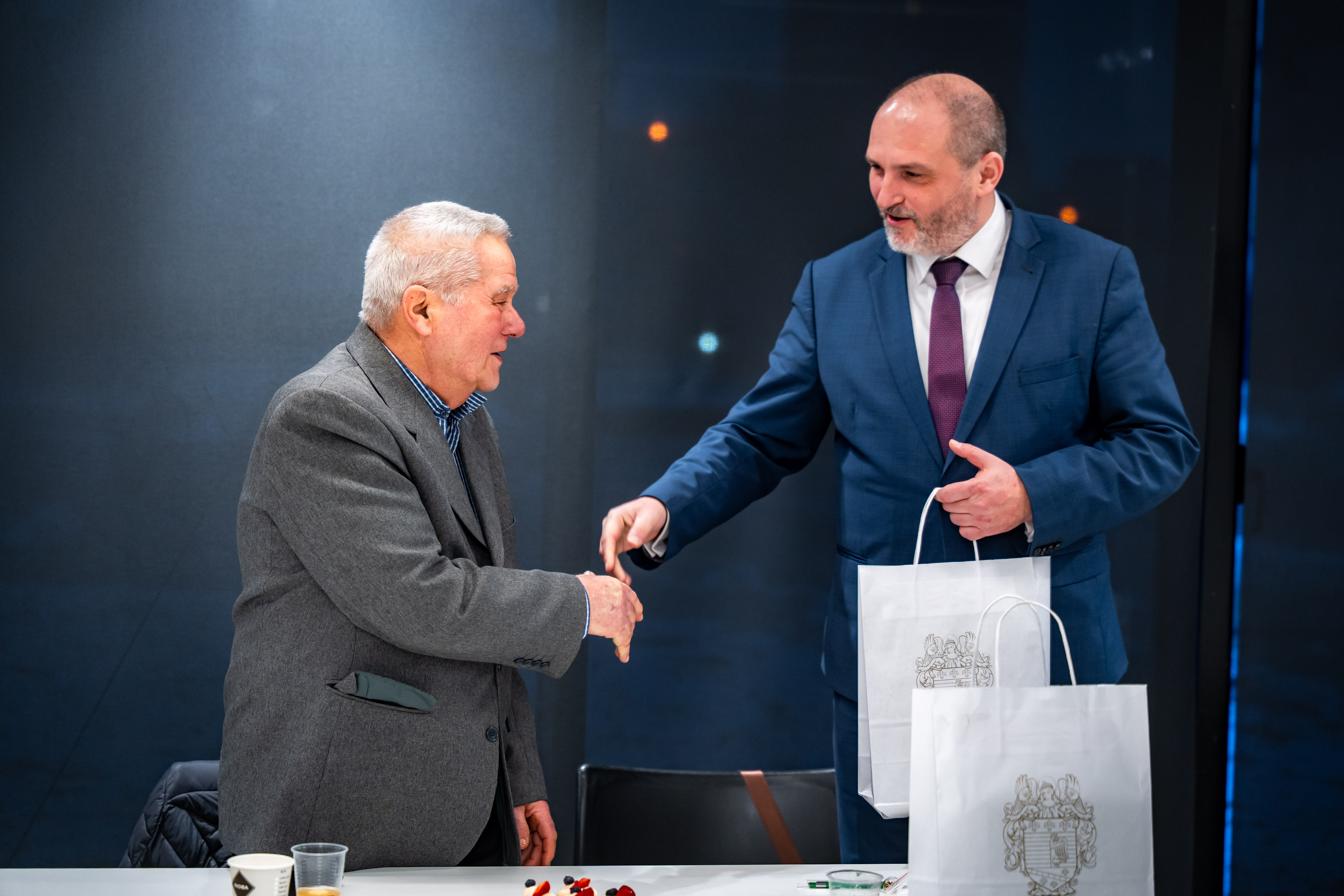 Navsteva seniorskeho klubu vojenskych dochodcov-21